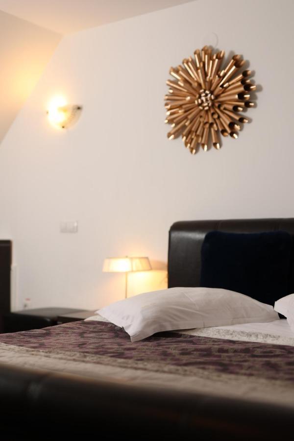 Vila Pinul Si Mesteacanul Poiana Brasov Εξωτερικό φωτογραφία
