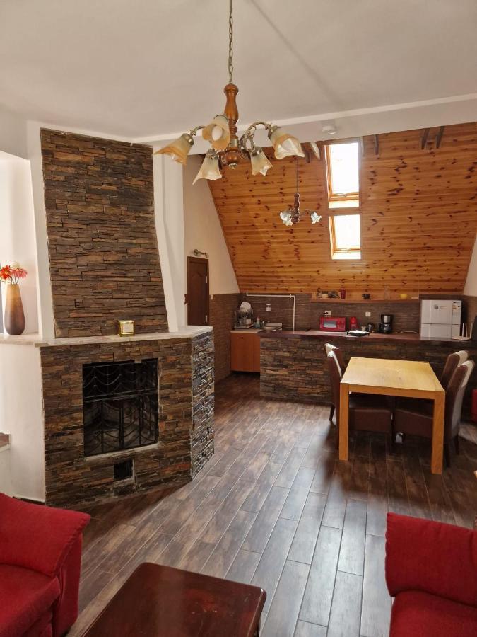 Vila Pinul Si Mesteacanul Poiana Brasov Εξωτερικό φωτογραφία