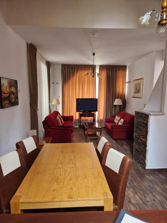 Vila Pinul Si Mesteacanul Poiana Brasov Εξωτερικό φωτογραφία
