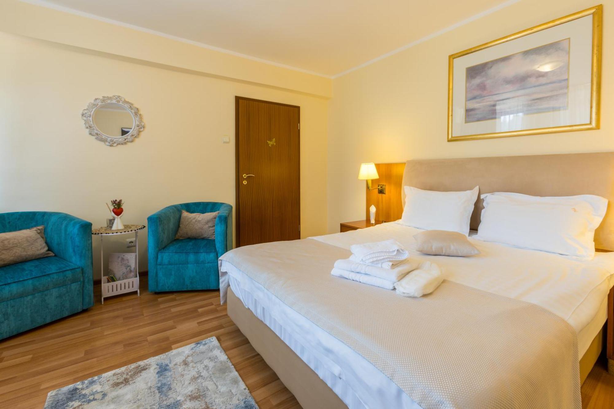 Vila Pinul Si Mesteacanul Poiana Brasov Εξωτερικό φωτογραφία