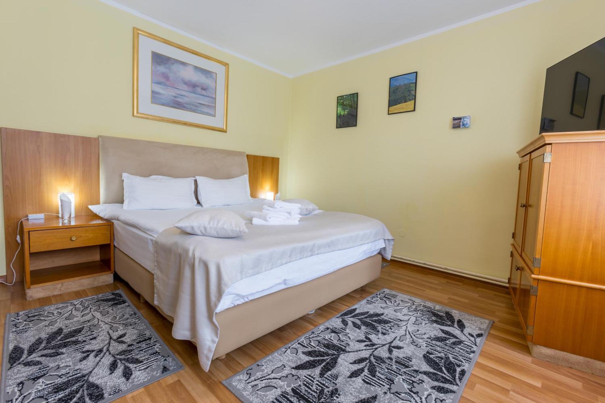 Vila Pinul Si Mesteacanul Poiana Brasov Εξωτερικό φωτογραφία