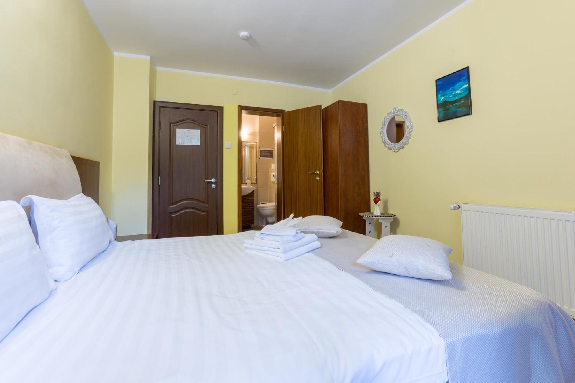 Vila Pinul Si Mesteacanul Poiana Brasov Εξωτερικό φωτογραφία